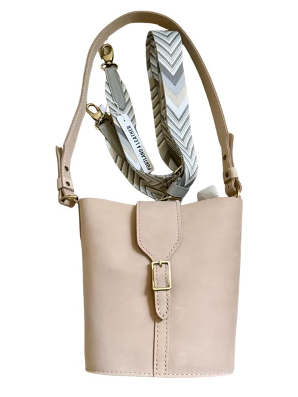 Portland Leather Polly Bucket Bag and Arrowhead Strap New